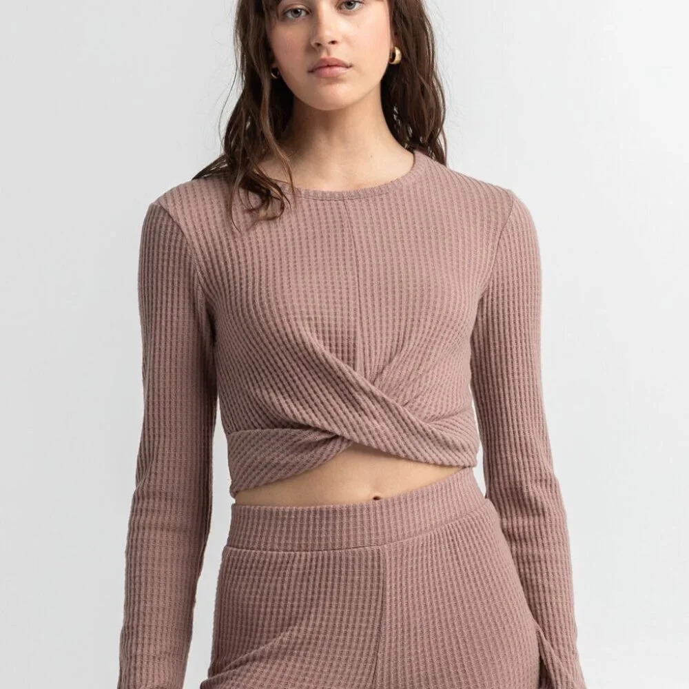 SKY & SPARROW Twist Front Thermal Top